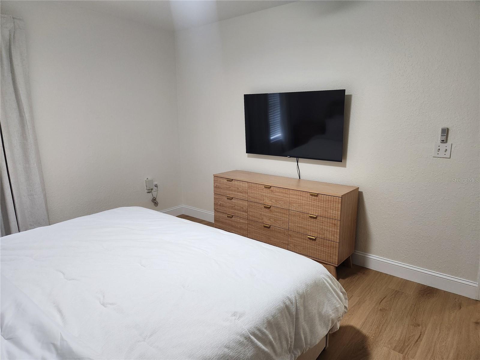 8926 MANOR LOOP CIR #201 B — photo 14