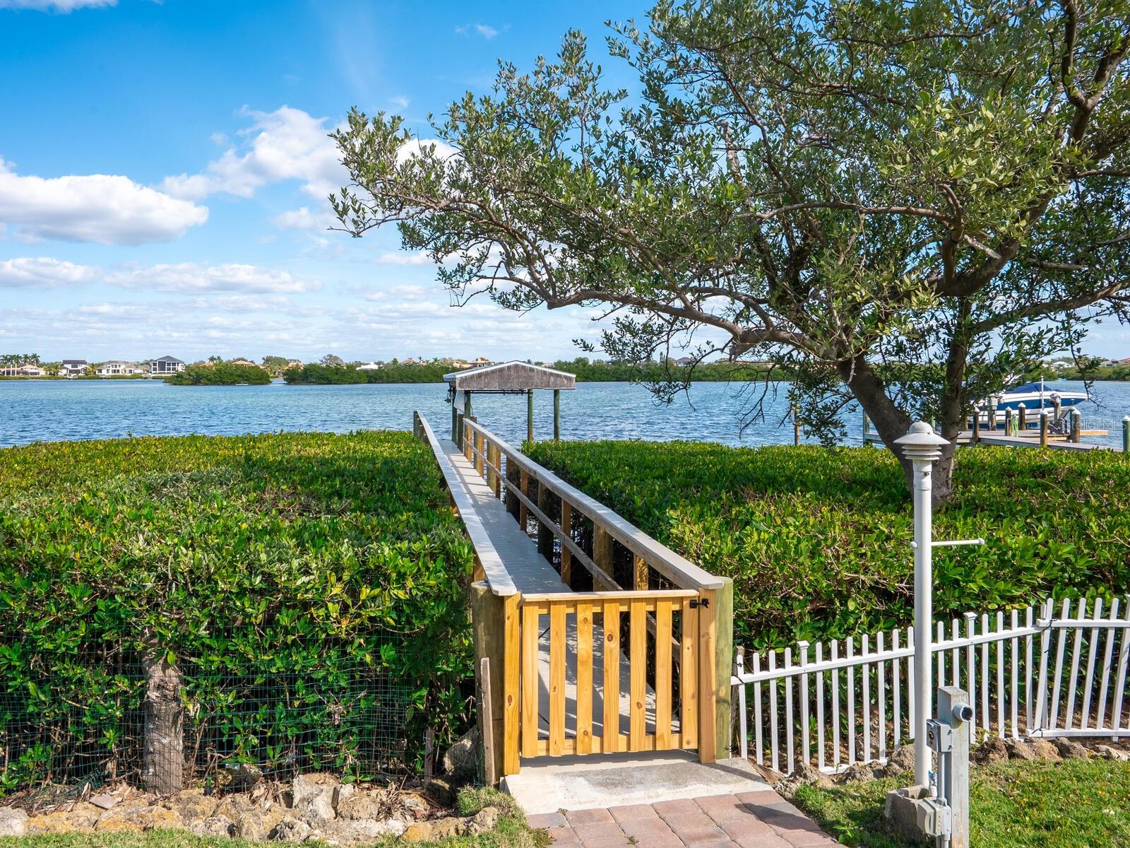 3240 CASEY KEY RD — photo 35