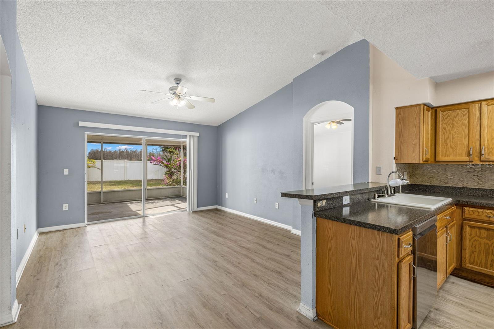 6114 SCHOOL HOUSE CT — photo 12