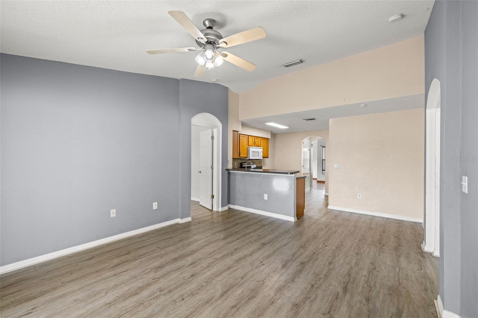 6114 SCHOOL HOUSE CT — photo 13