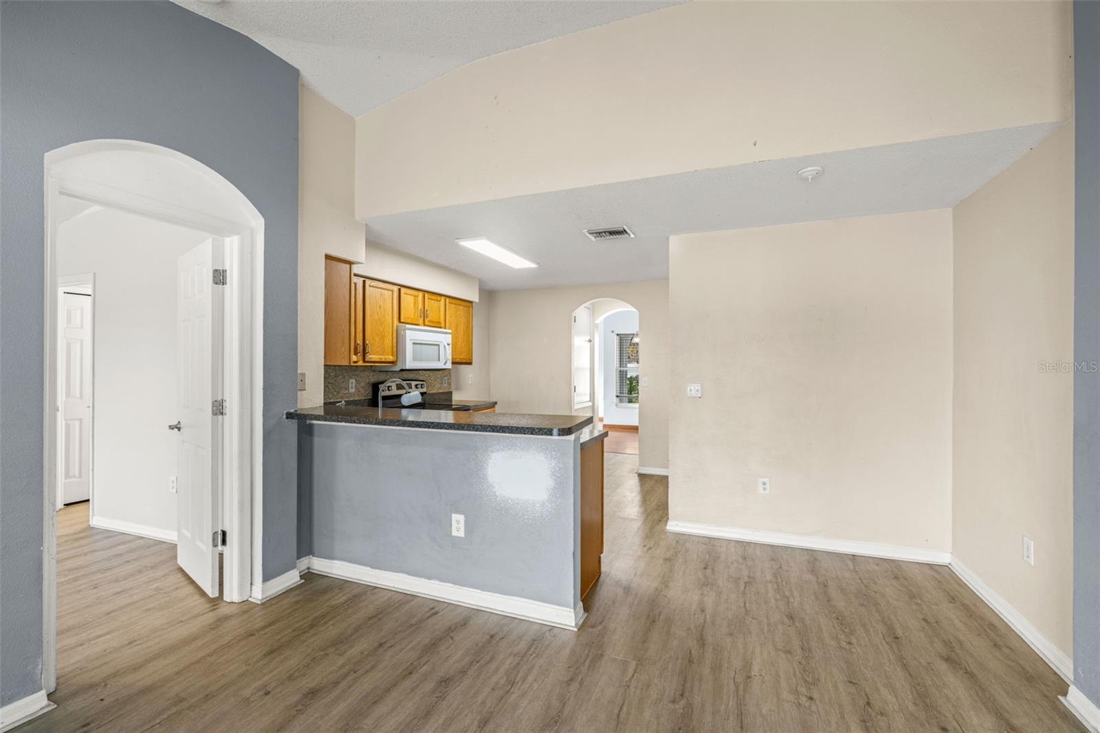 6114 SCHOOL HOUSE CT — photo 11