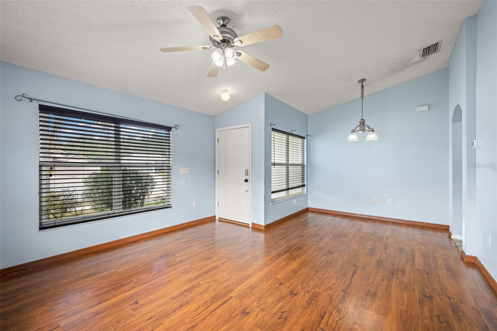 6114 SCHOOL HOUSE CT — photo 6