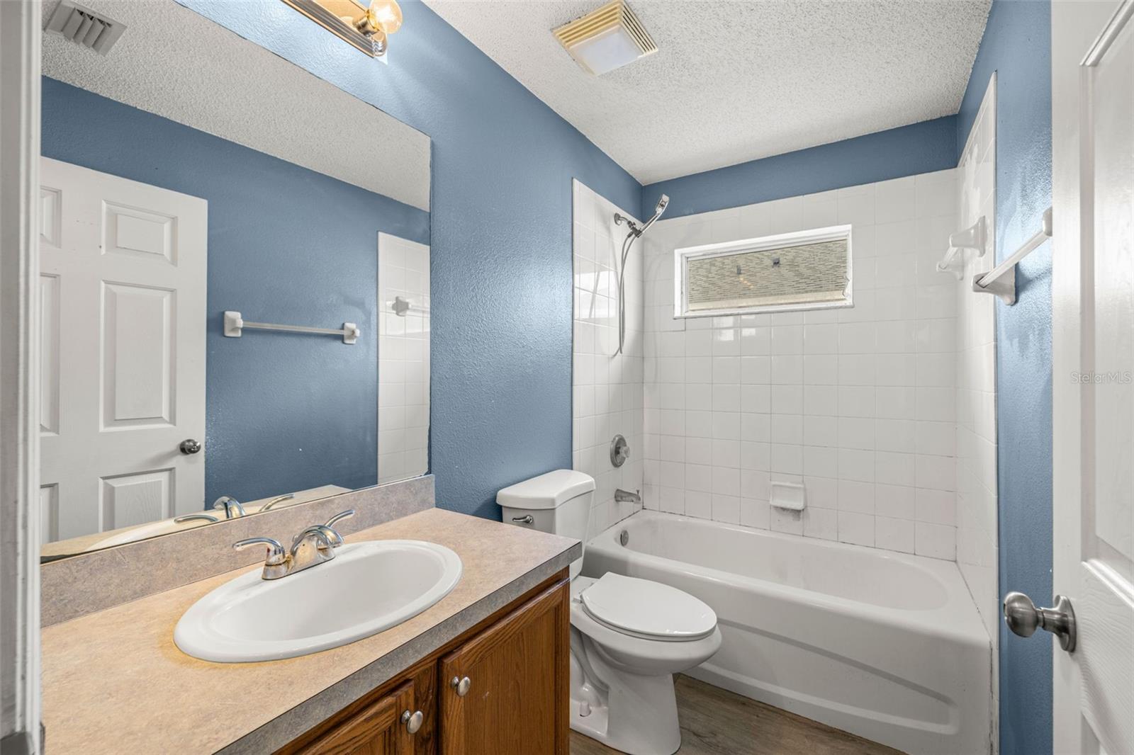 6114 SCHOOL HOUSE CT — photo 20