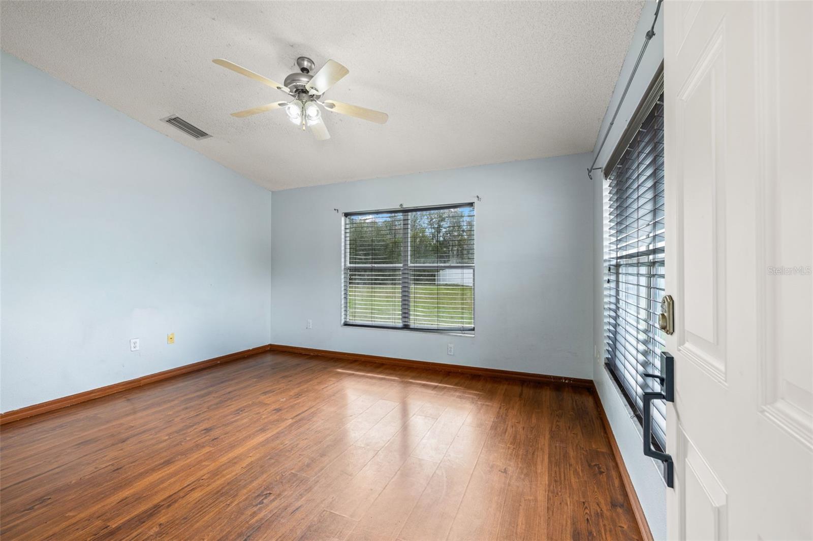 6114 SCHOOL HOUSE CT — photo 4