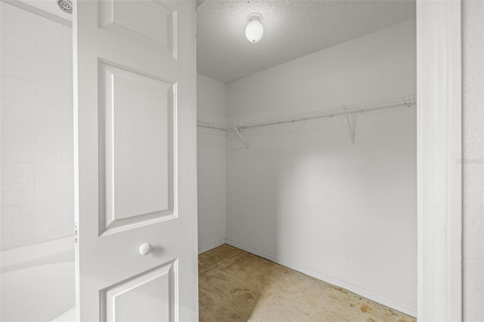 6114 SCHOOL HOUSE CT — photo 18