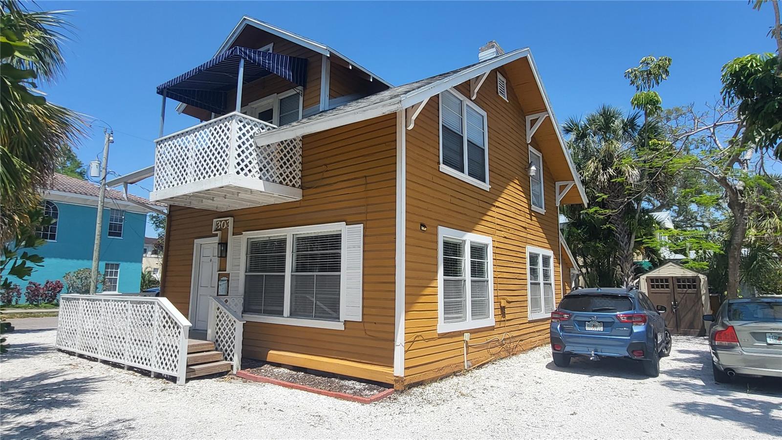 301 S OSPREY AVE — photo 2