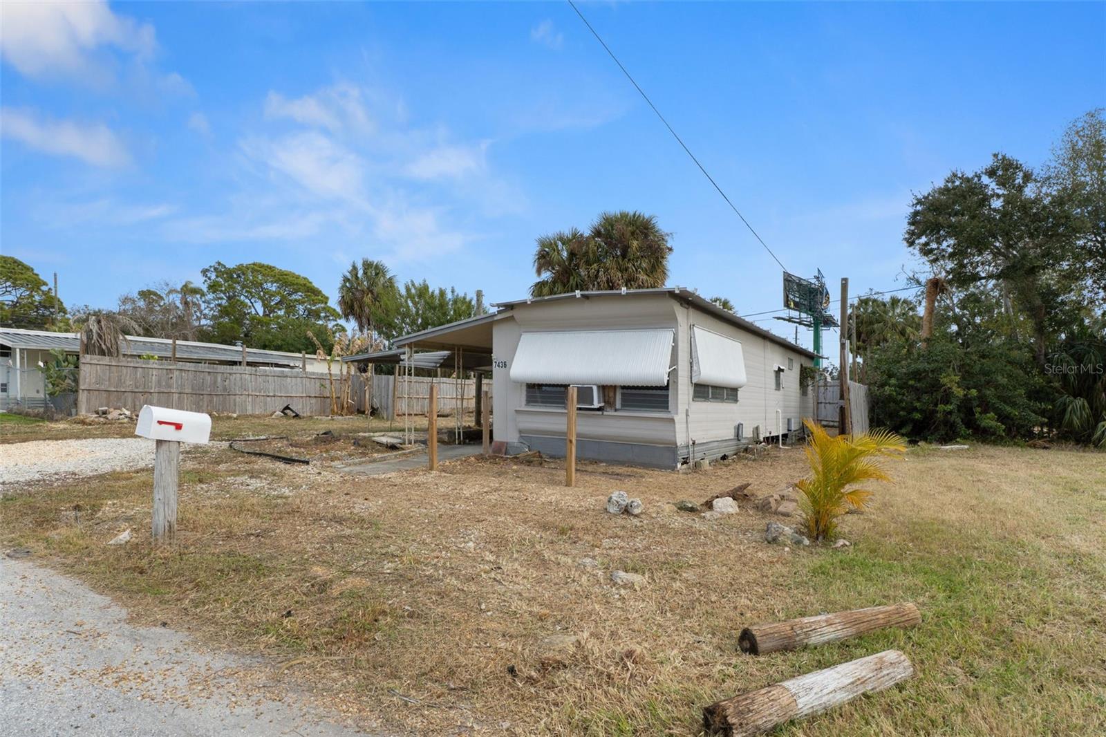 7436 VAGABOND DR — photo 7