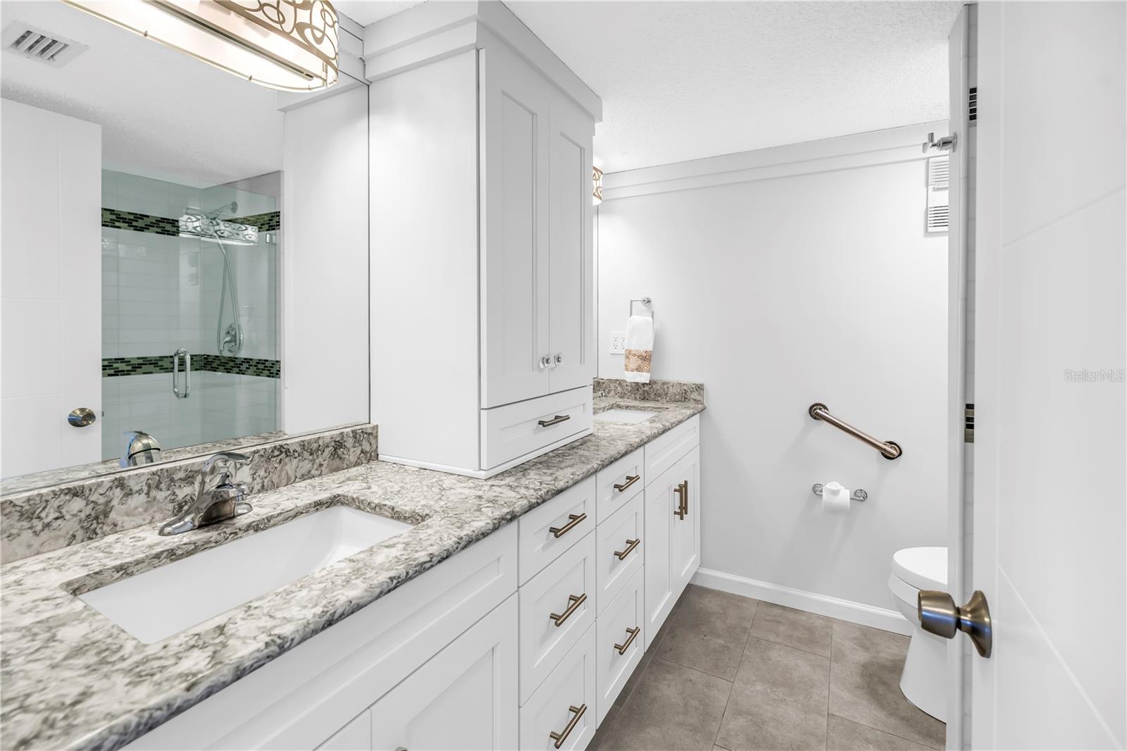 6020 SHORE BLVD S #712 — photo 38