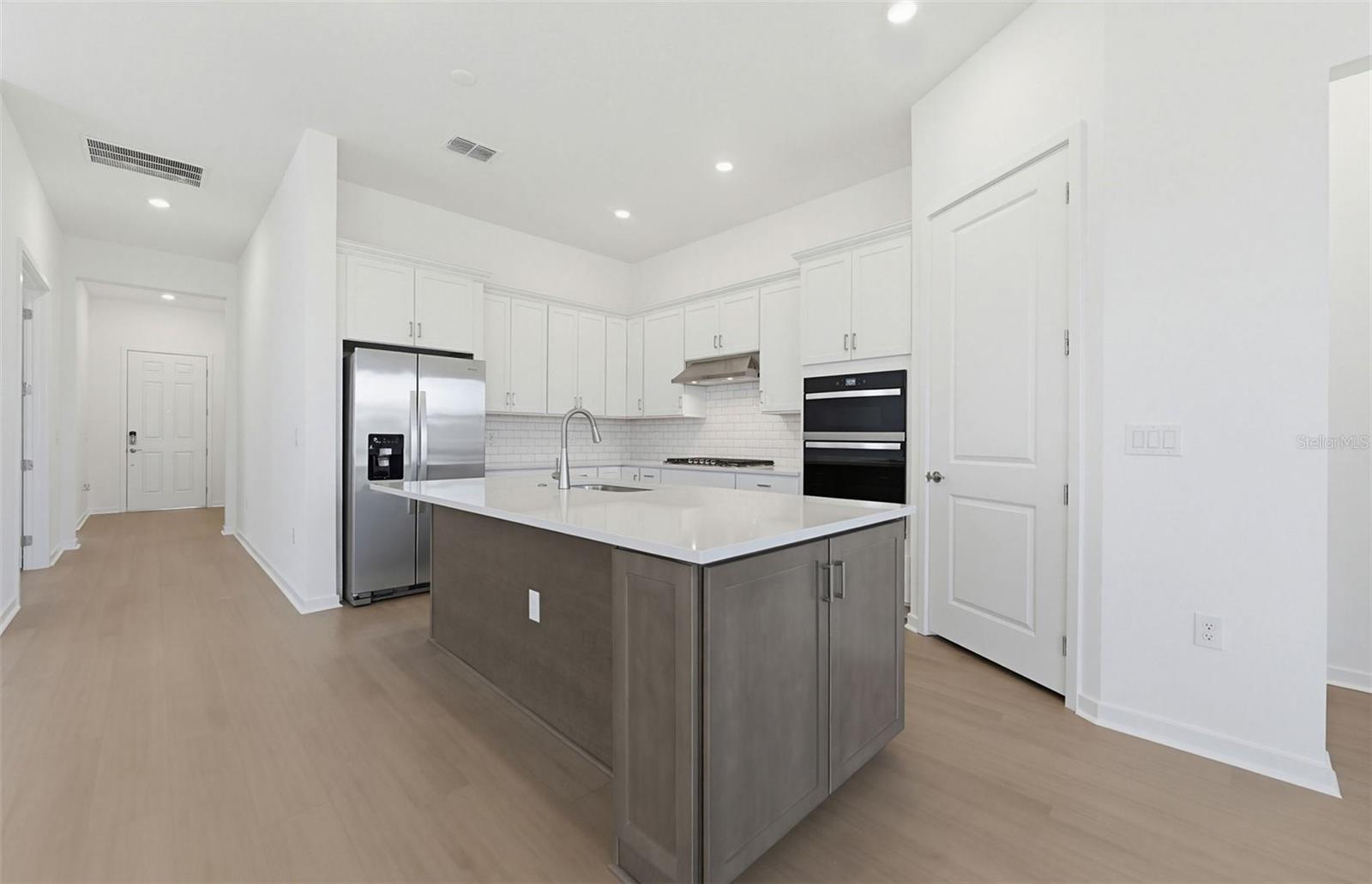 6995 DEPUE DR — photo 3