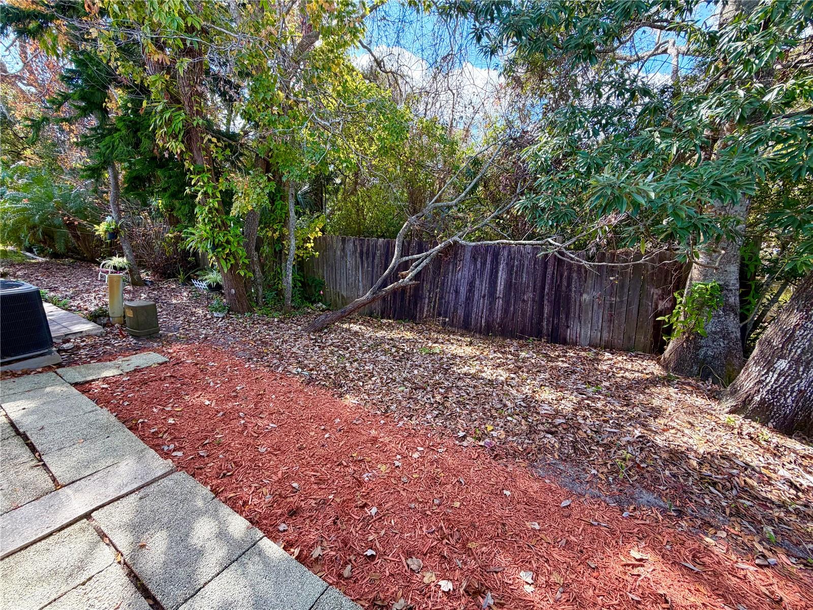 4523 GLEN HOLW — photo 53