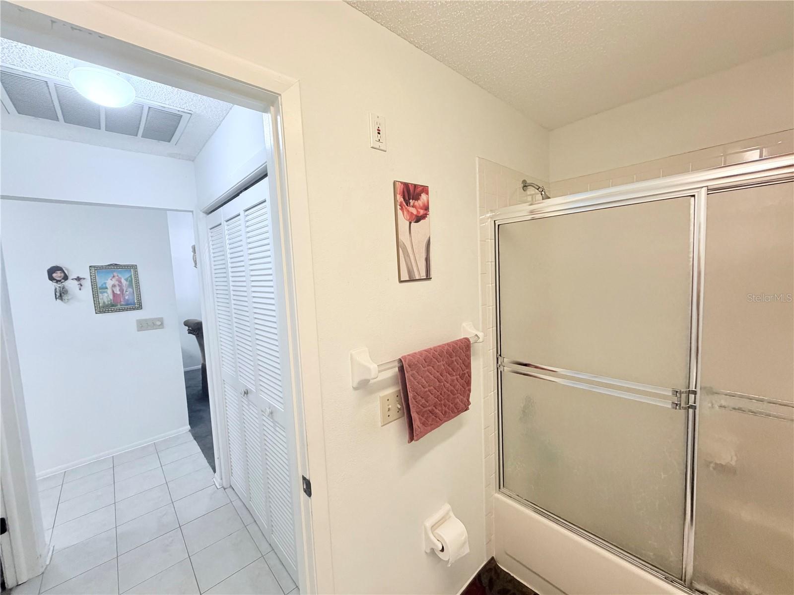 4523 GLEN HOLW — photo 37