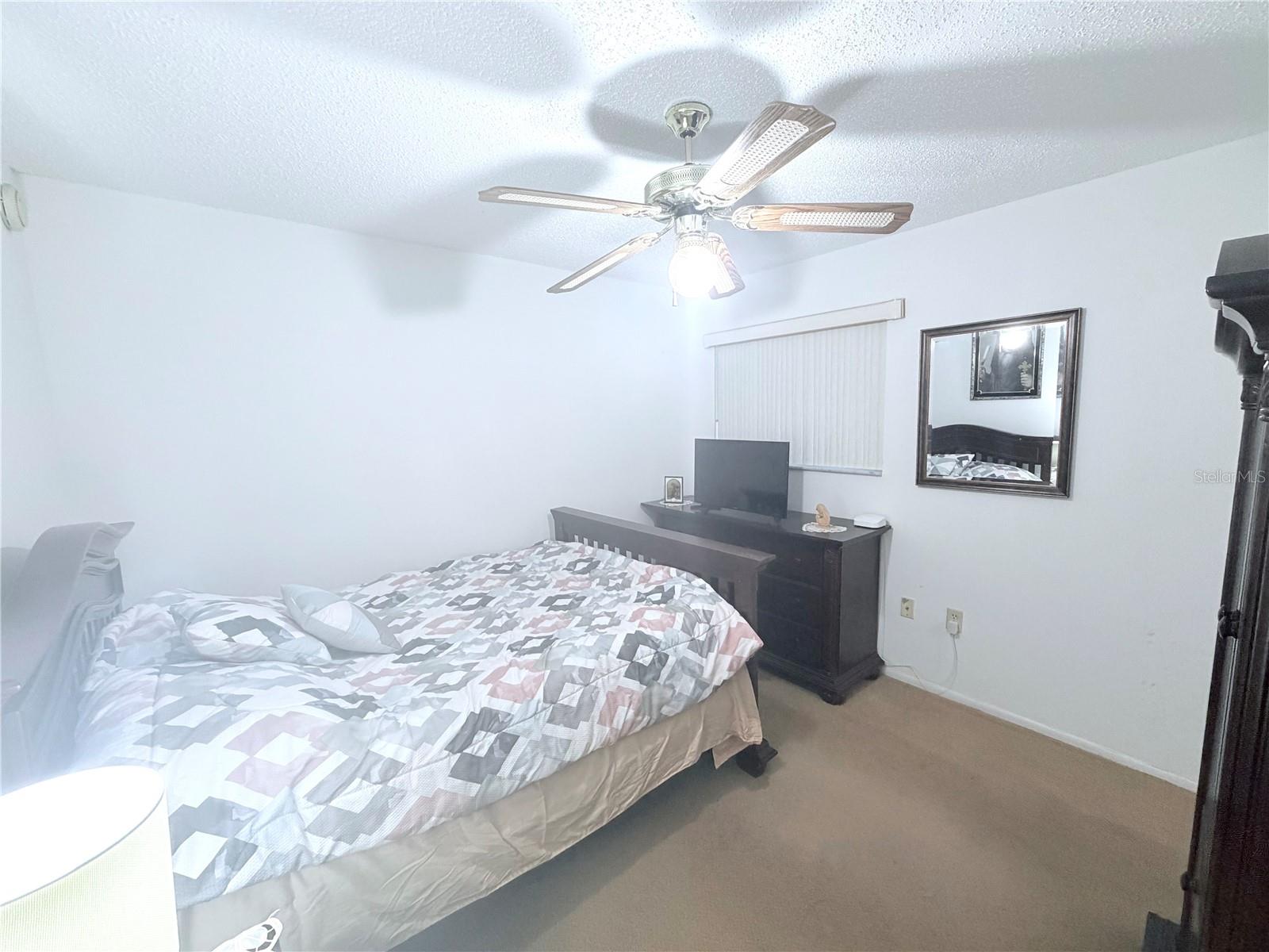 4523 GLEN HOLW — photo 41