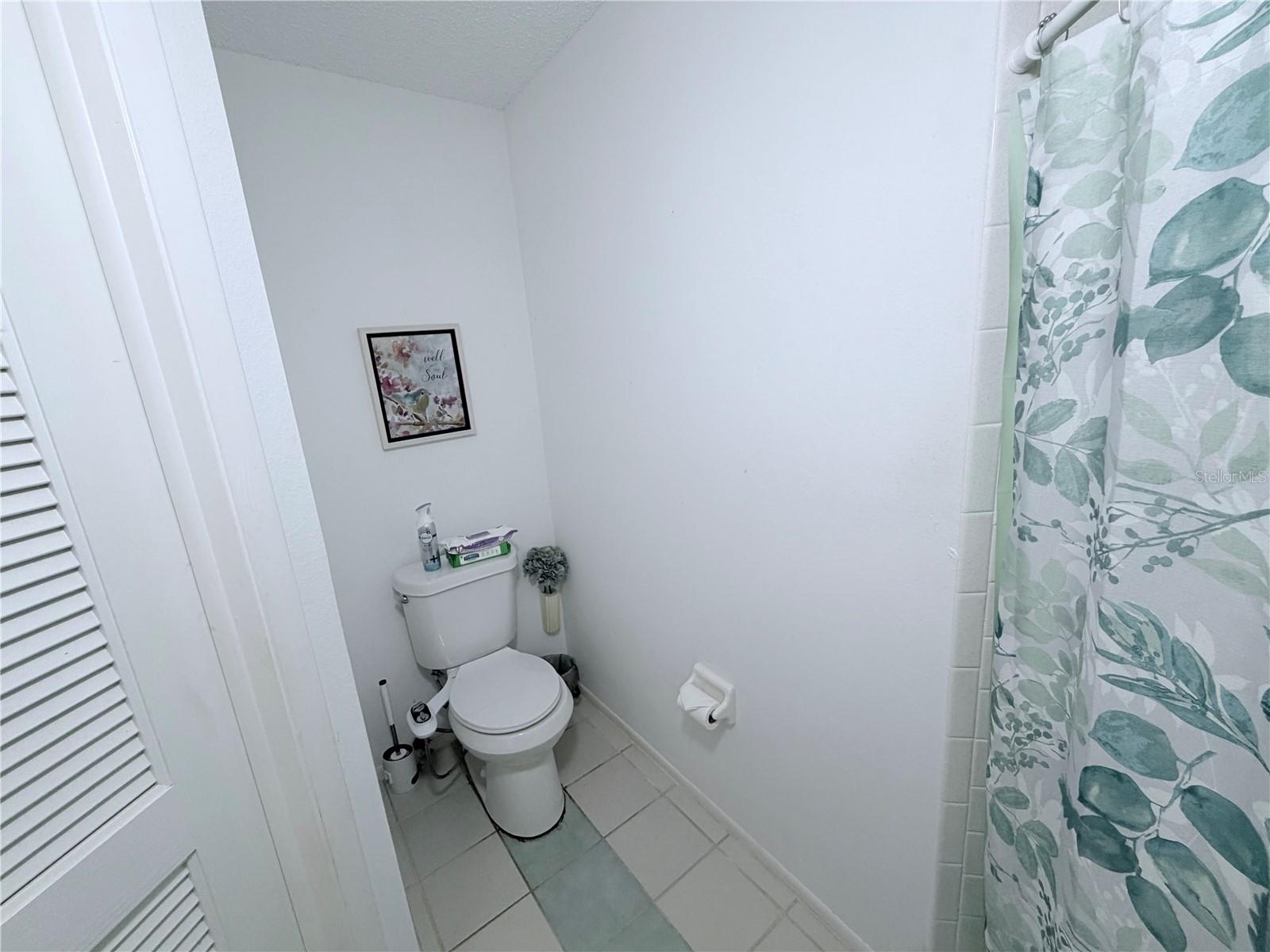 4523 GLEN HOLW — photo 32