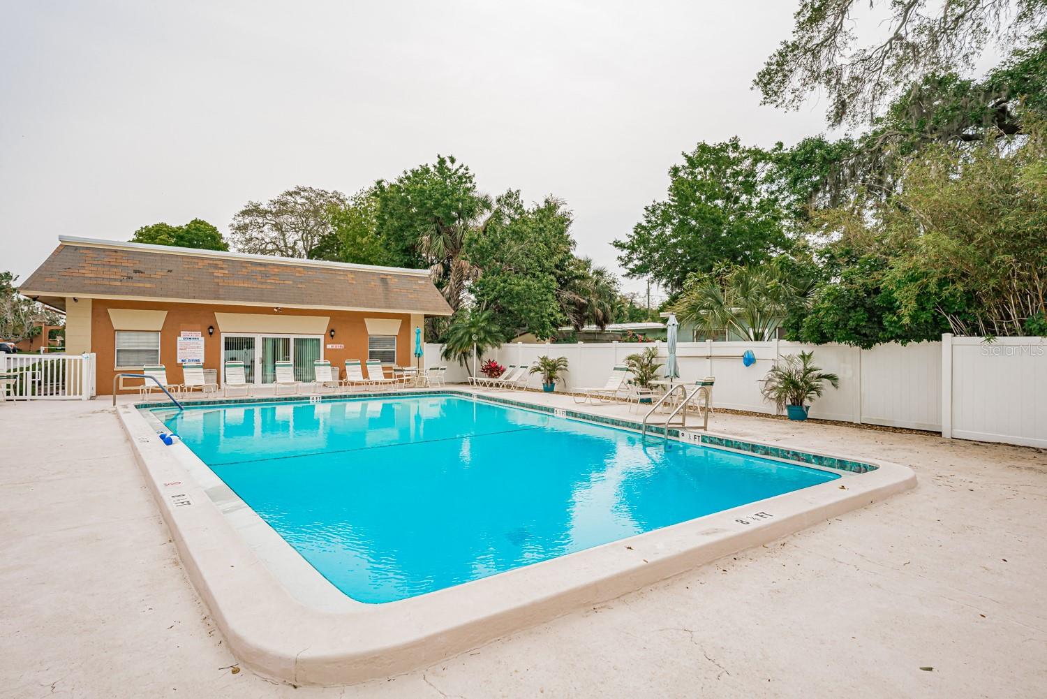 12760 INDIAN ROCKS RD #510 — photo 45