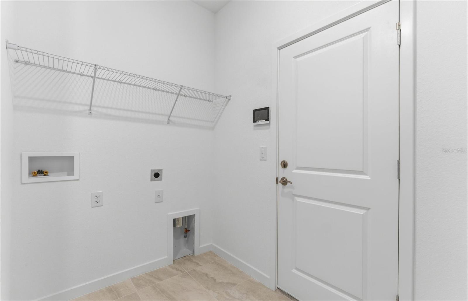 6979 DEPUE DR — photo 19