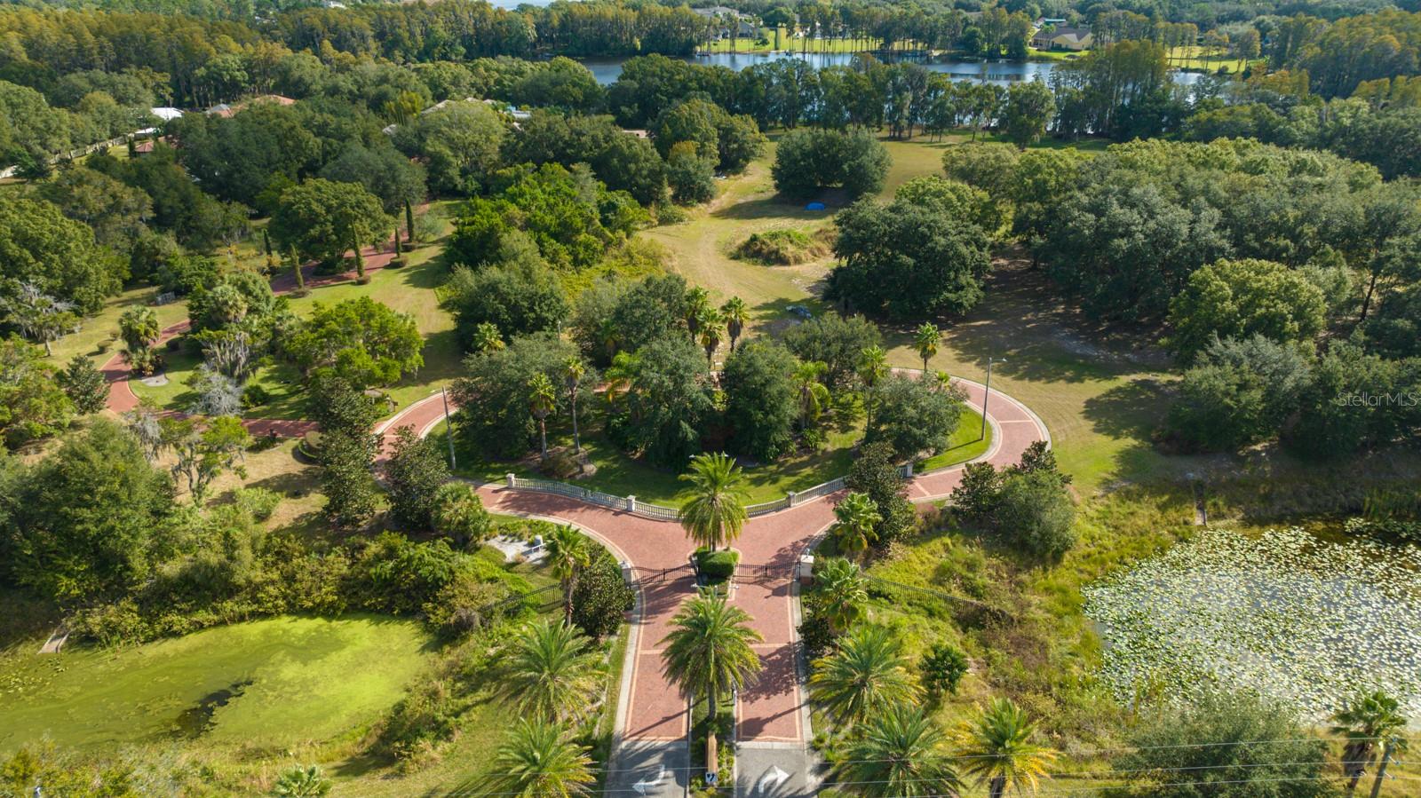 109 BELLAMERE PALMS CT — photo 2