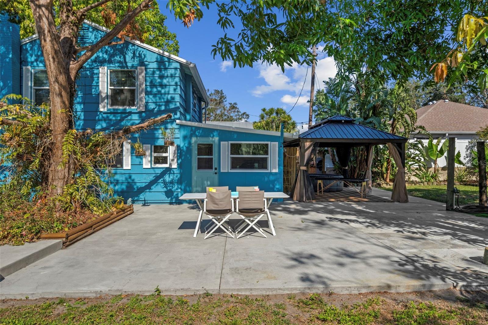 105 TUCKER AVE — photo 14