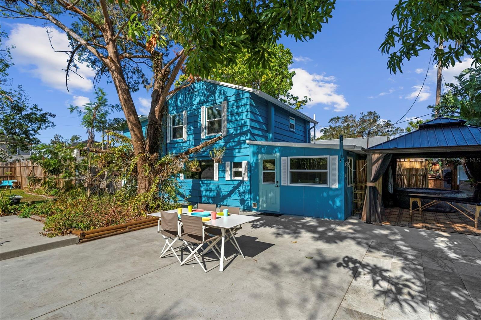 105 TUCKER AVE — photo 12