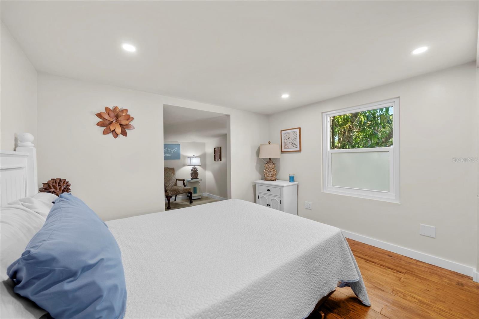 105 TUCKER AVE — photo 63