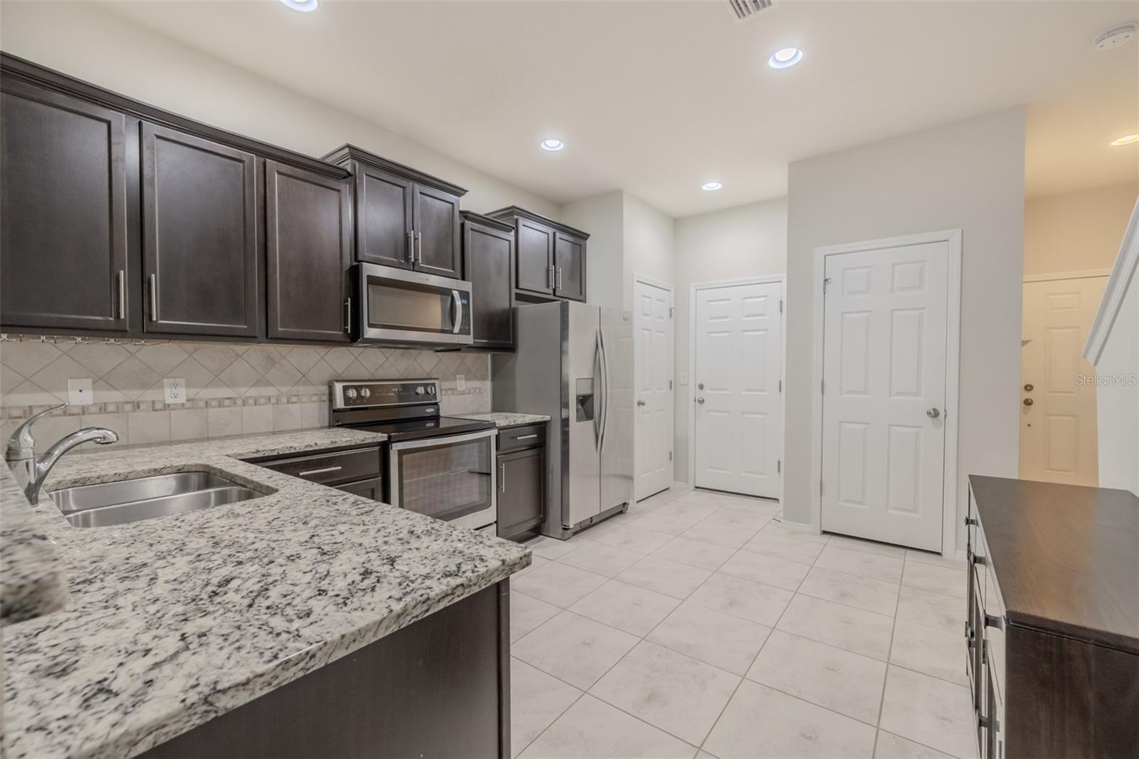 4734 WHITE SANDERLING CT CT — photo 10
