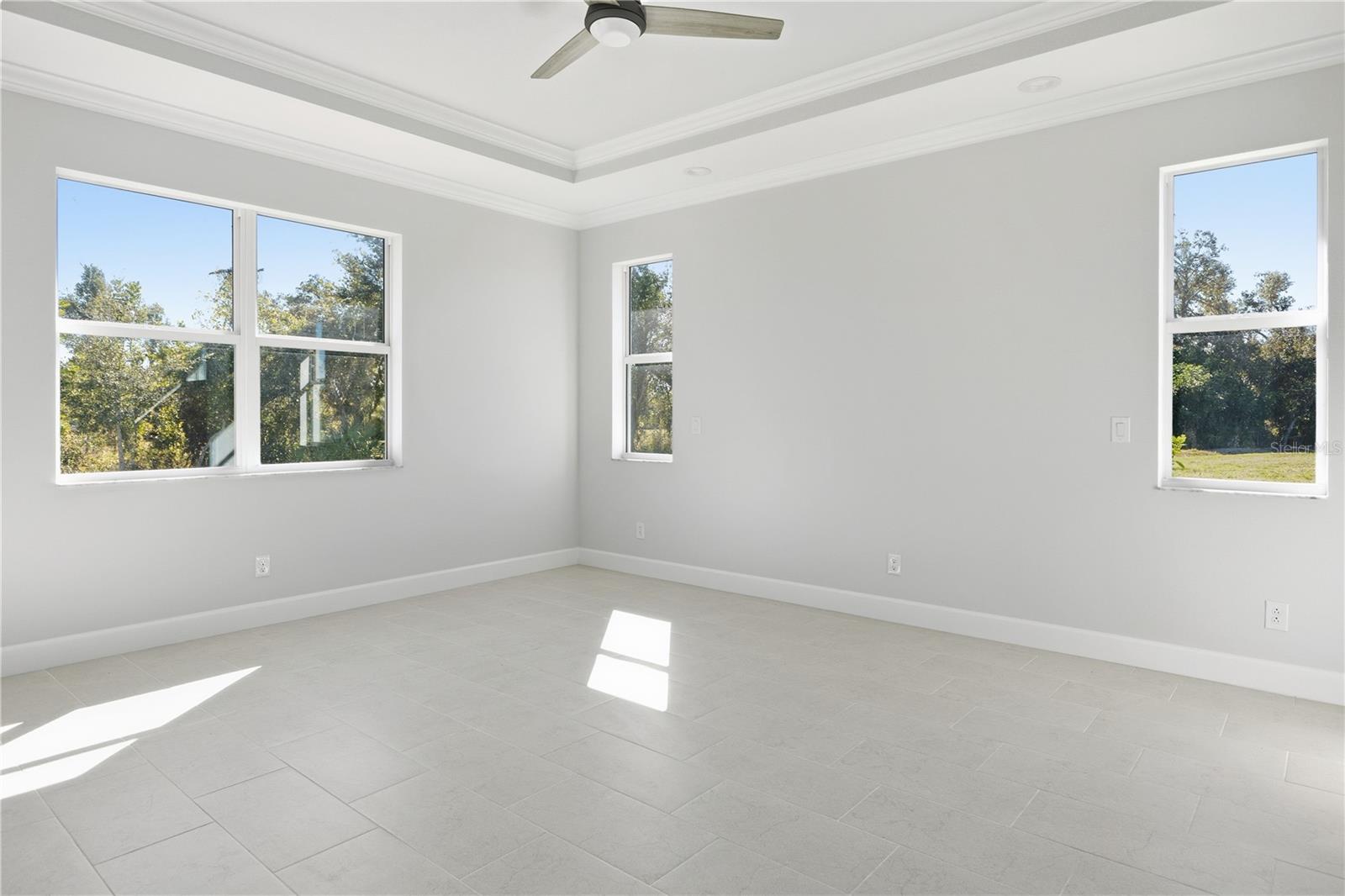 721 REDBUD CT — photo 14