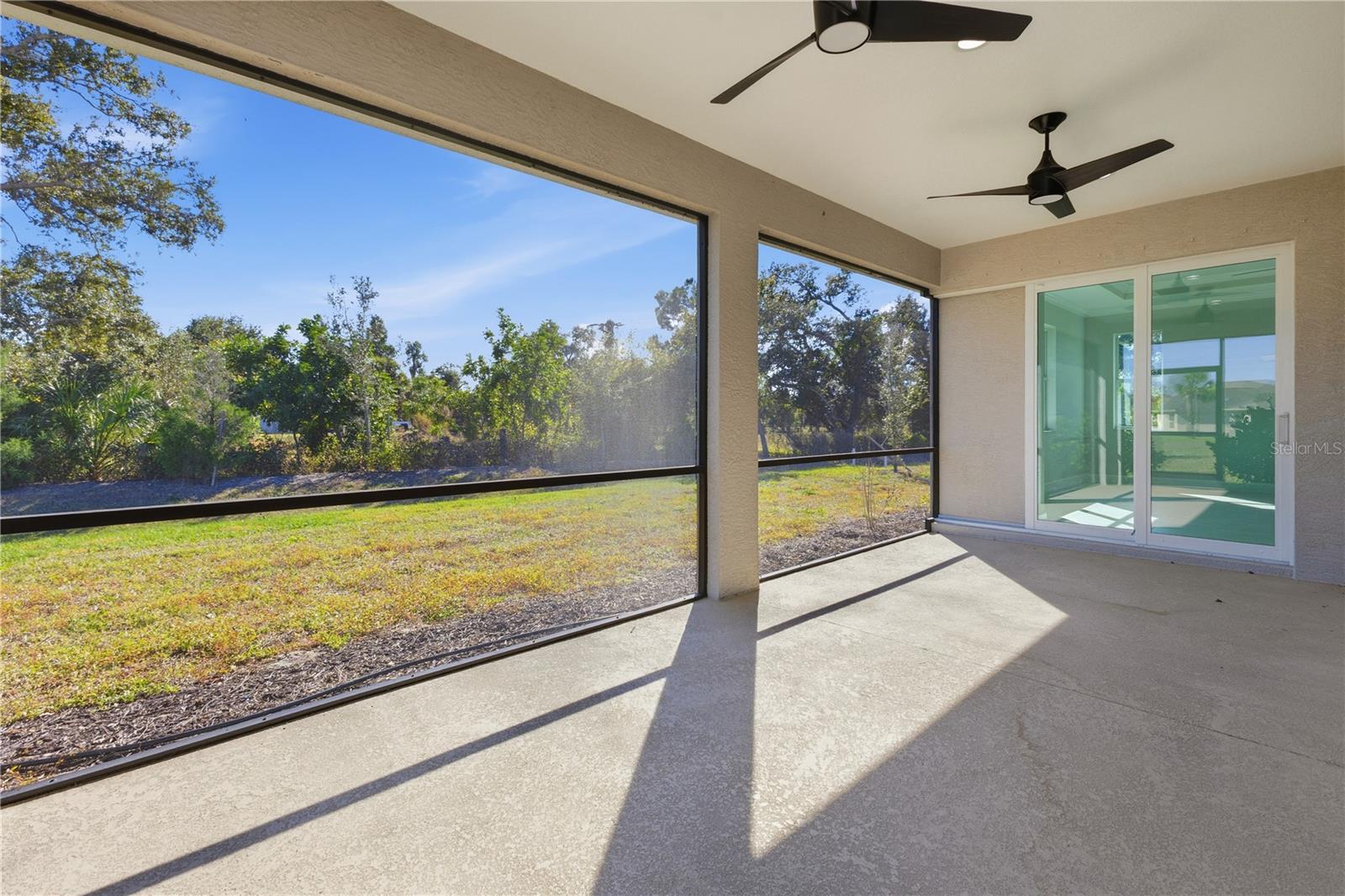 721 REDBUD CT — photo 31