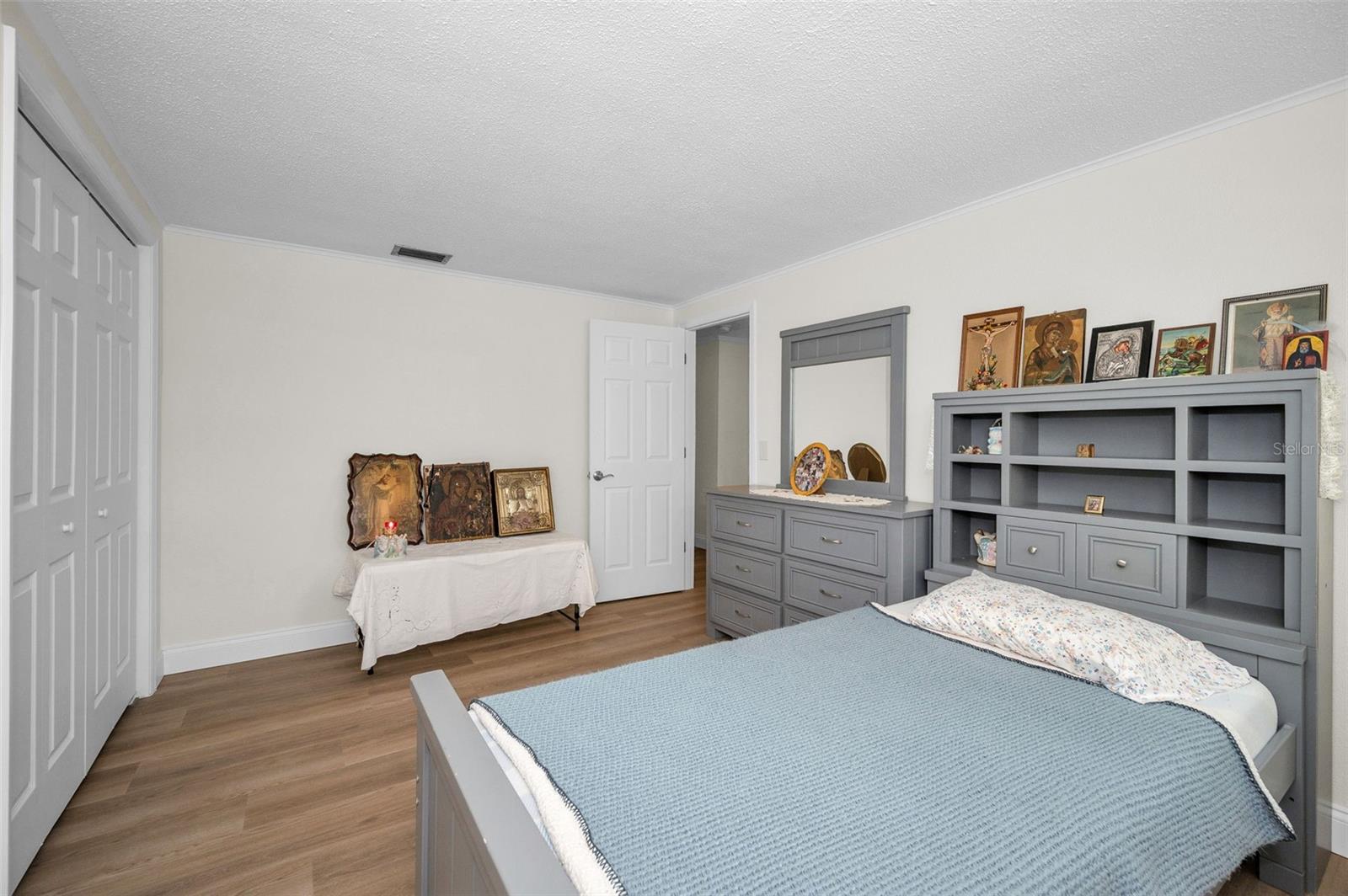 817 RIVERSIDE DR — photo 21