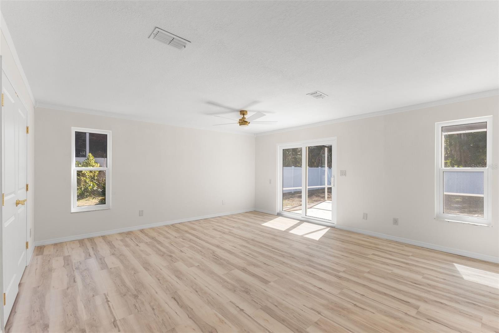 2138 BAYOU DR — photo 34