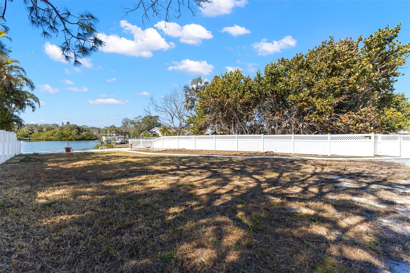2138 BAYOU DR — photo 50
