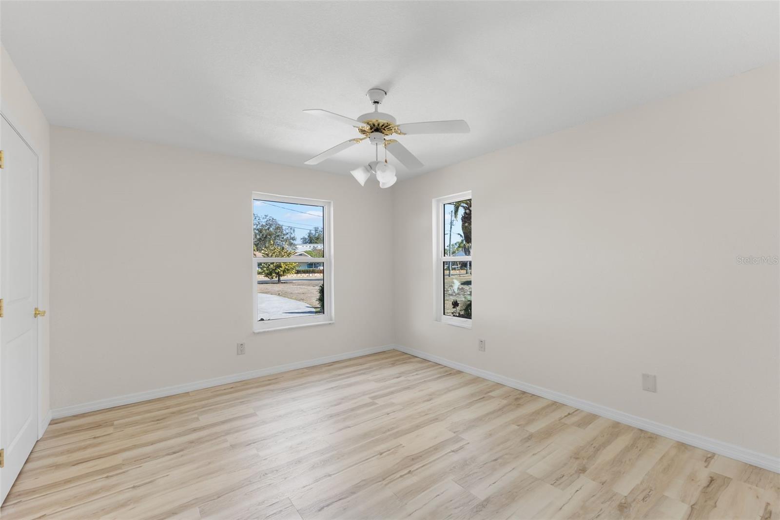 2138 BAYOU DR — photo 41