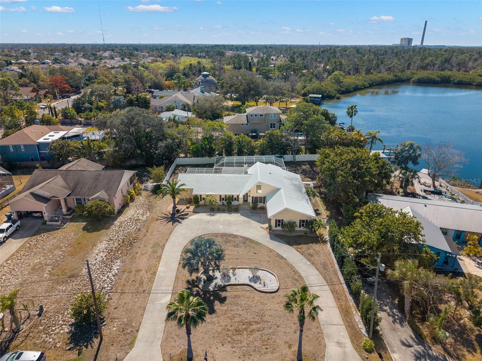 2138 BAYOU DR — photo 3