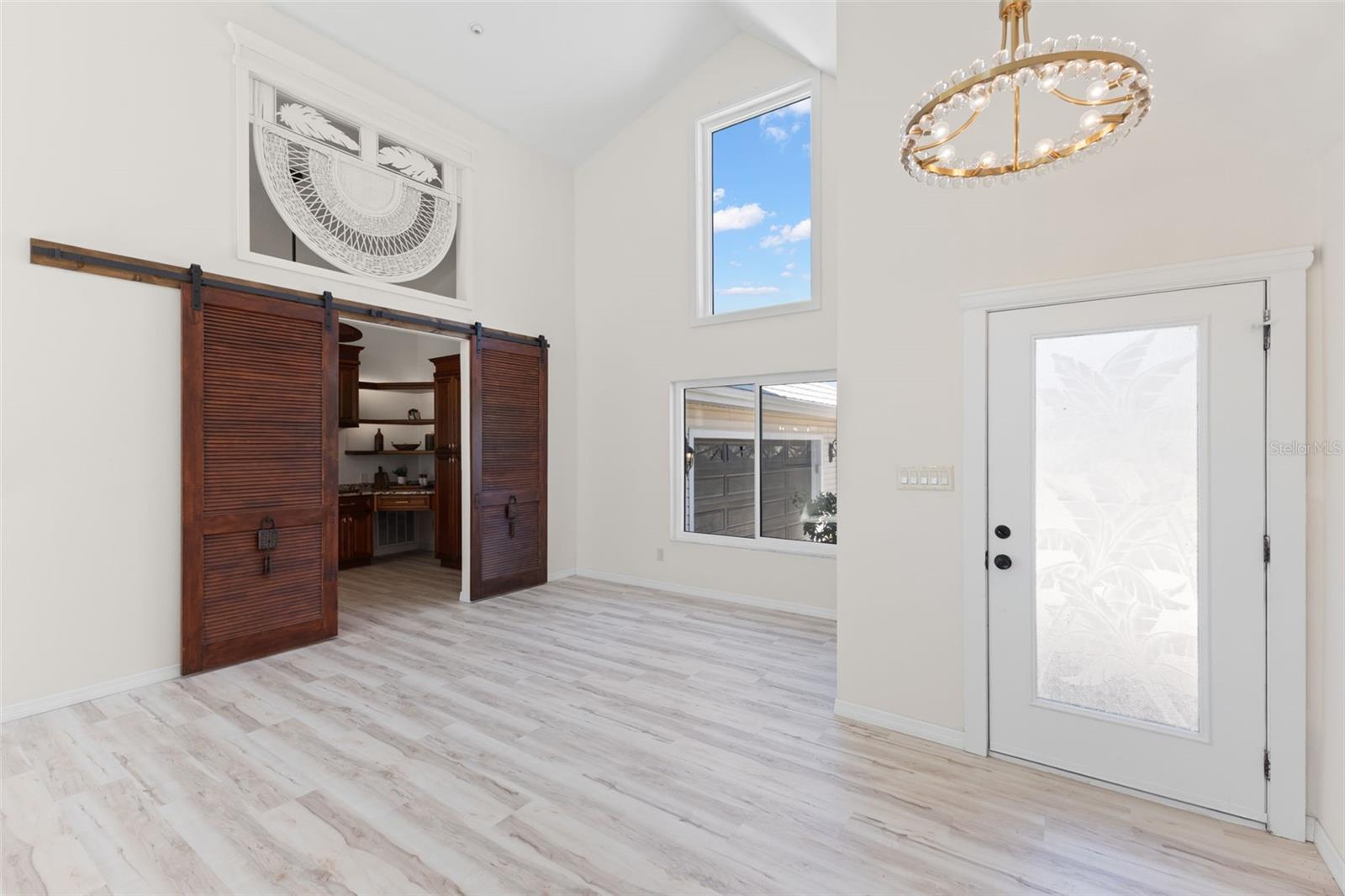2138 BAYOU DR — photo 13
