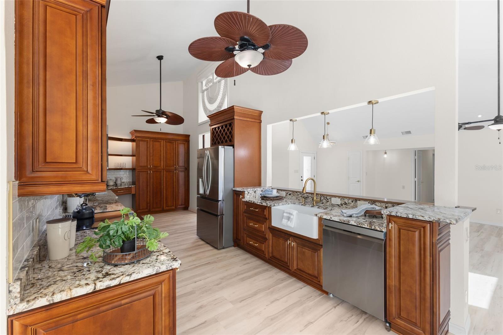 2138 BAYOU DR — photo 16