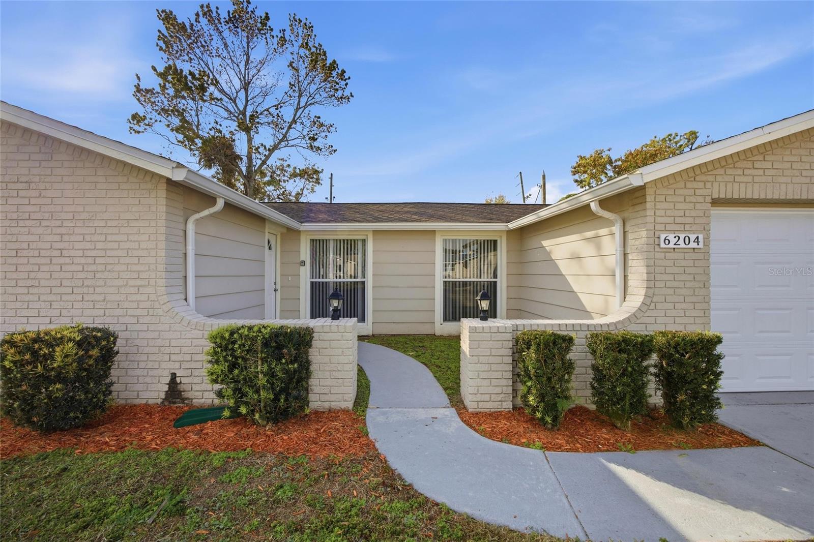 6204 WESTPORT DR — photo 2