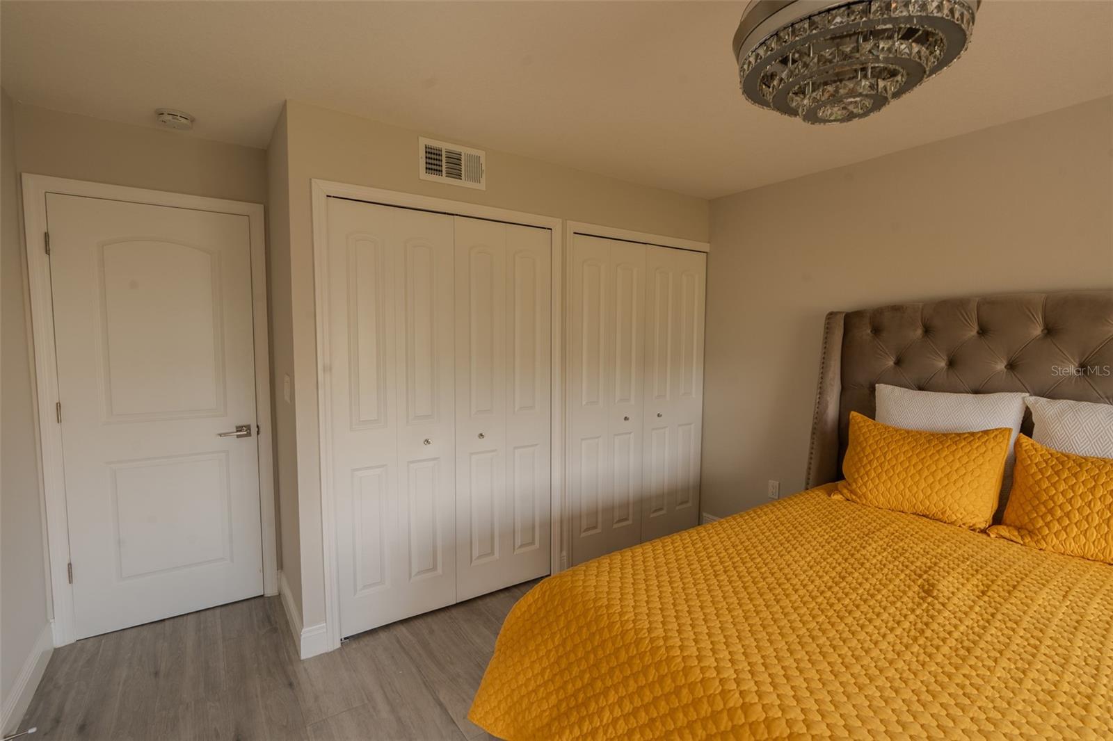 126 1ST ST E #210 — photo 25