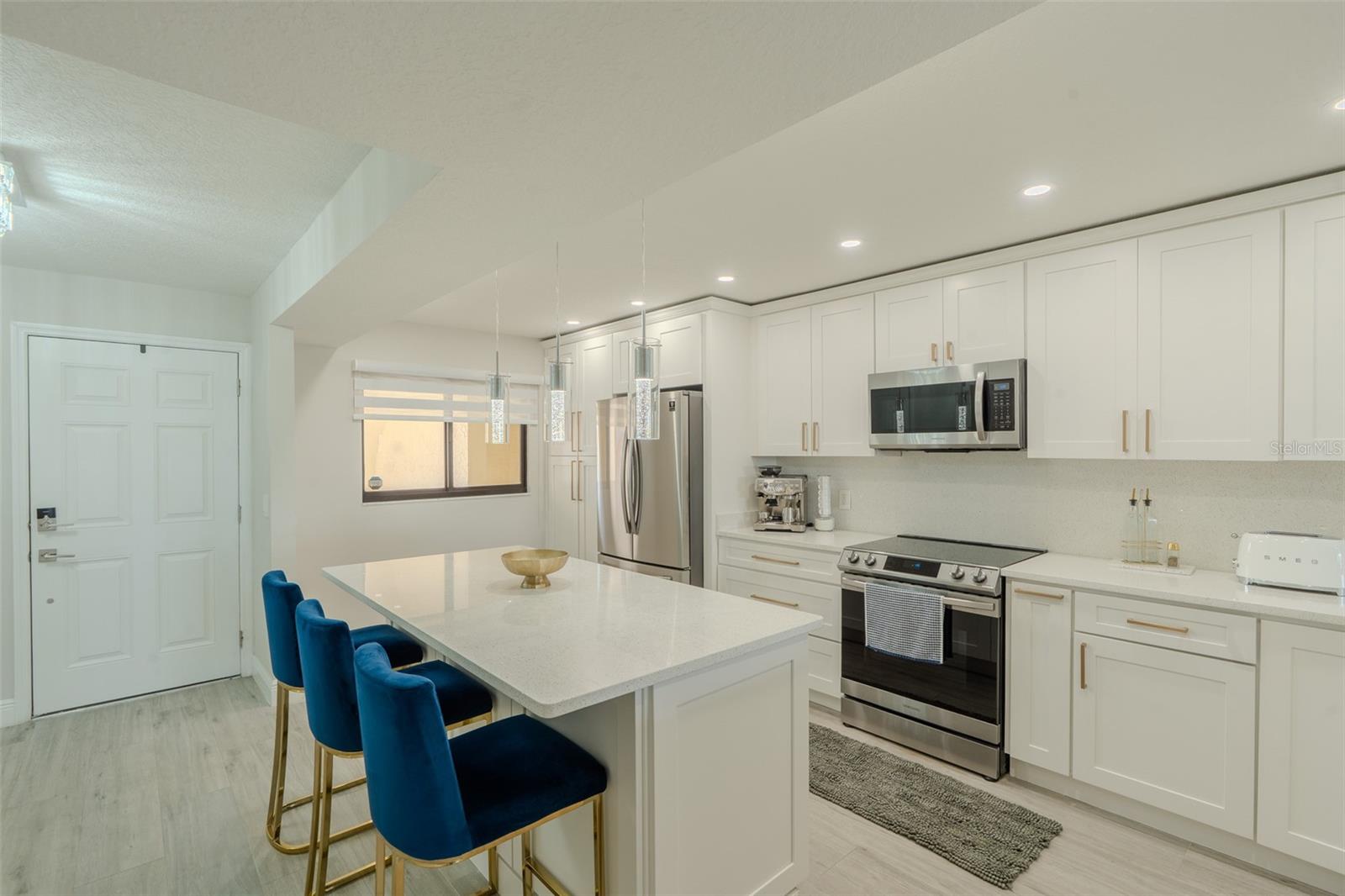 126 1ST ST E #210 — photo 7
