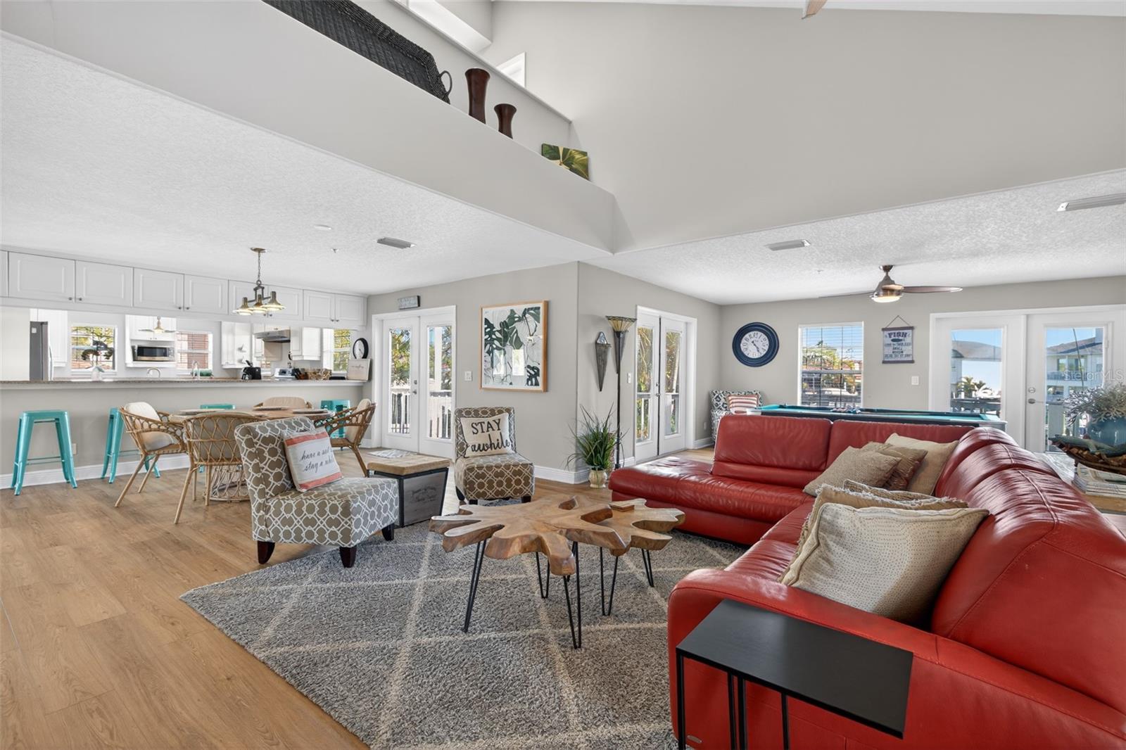 1902 ARROWHEAD DR NE — photo 16