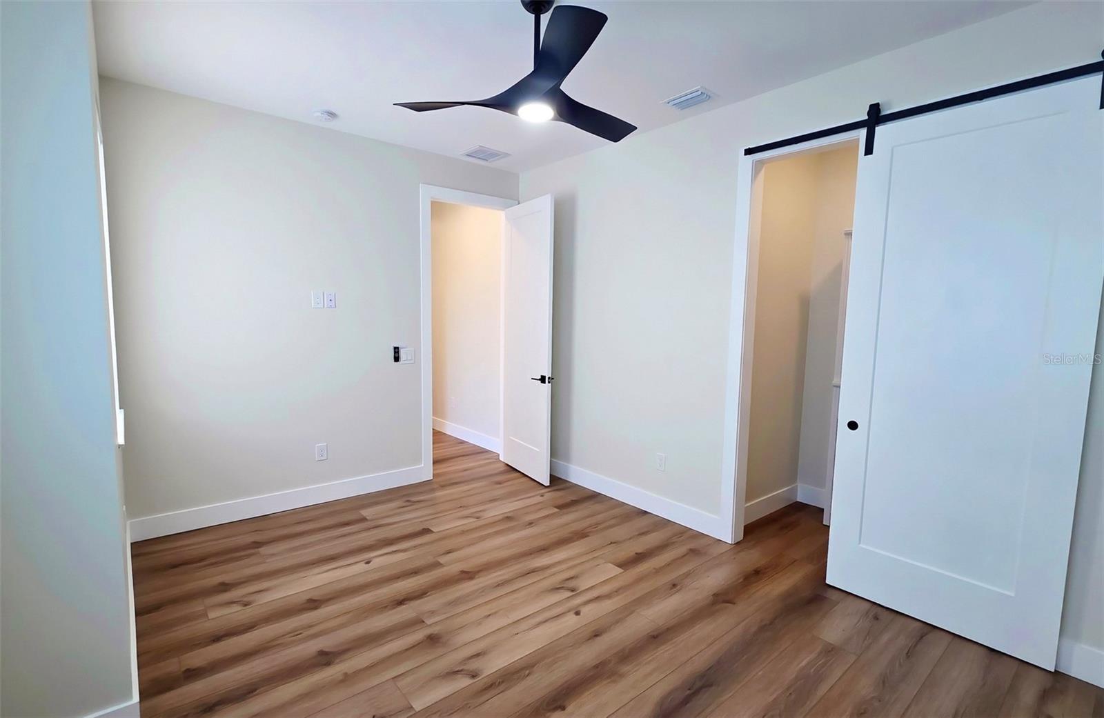 1156 COCOANUT AVE — photo 67
