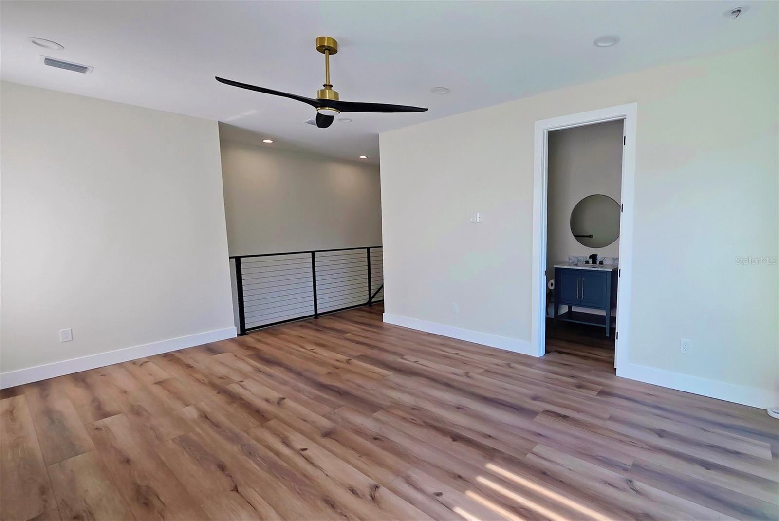 1156 COCOANUT AVE — photo 66