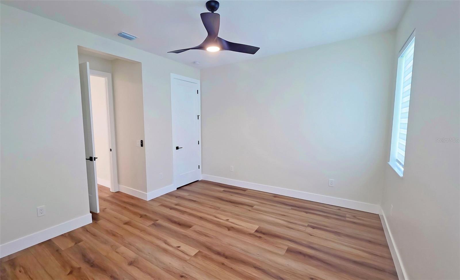 1156 COCOANUT AVE — photo 65
