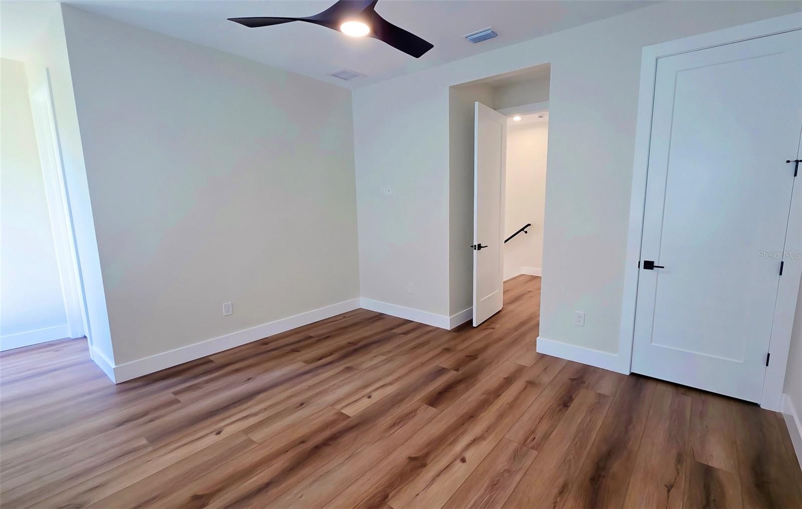 1156 COCOANUT AVE — photo 64