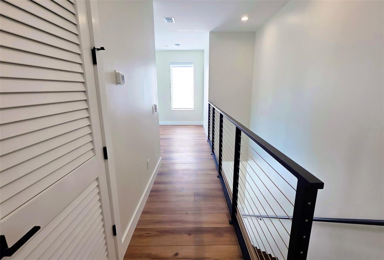 1156 COCOANUT AVE — photo 59