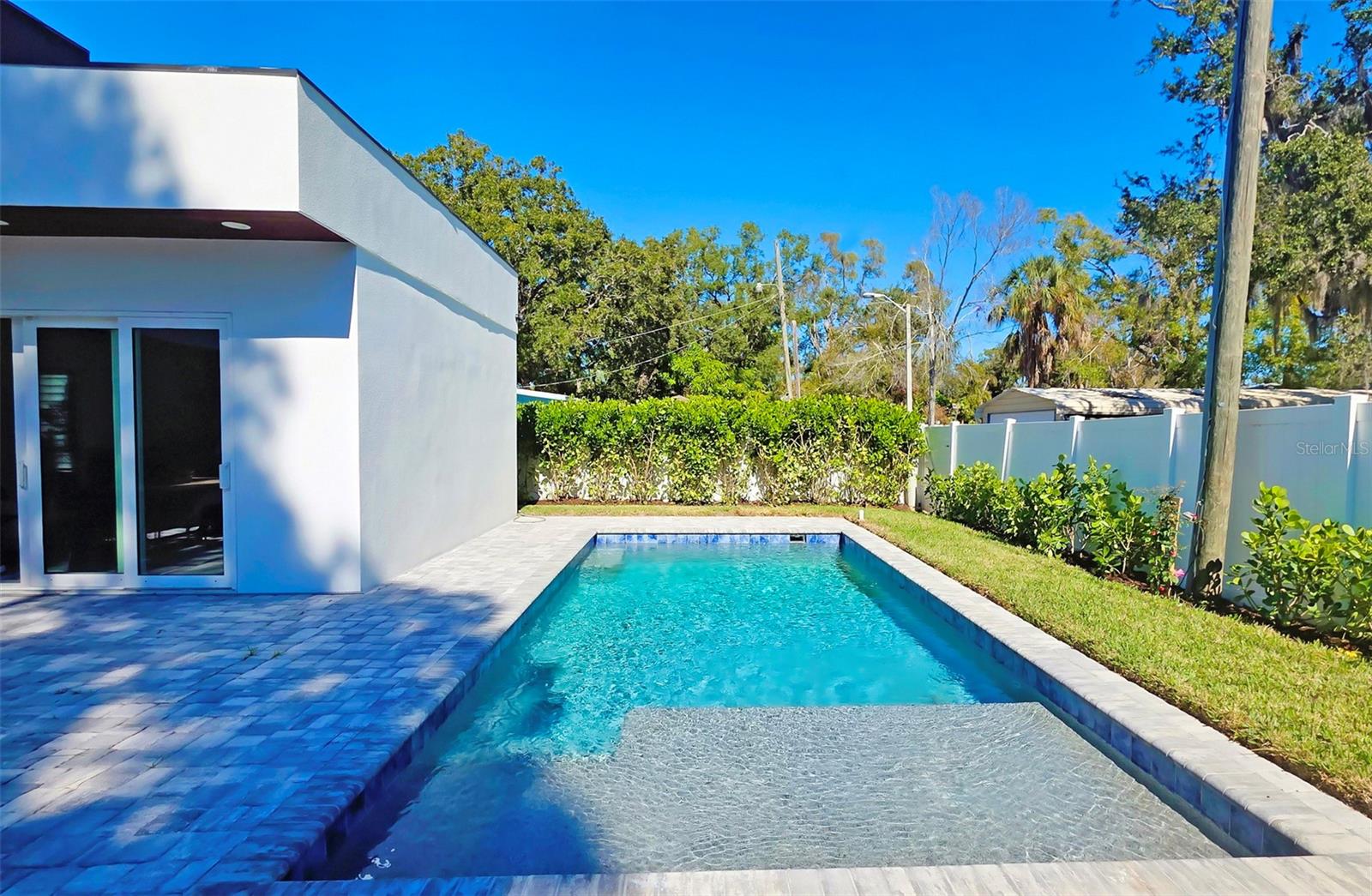 1156 COCOANUT AVE — photo 50
