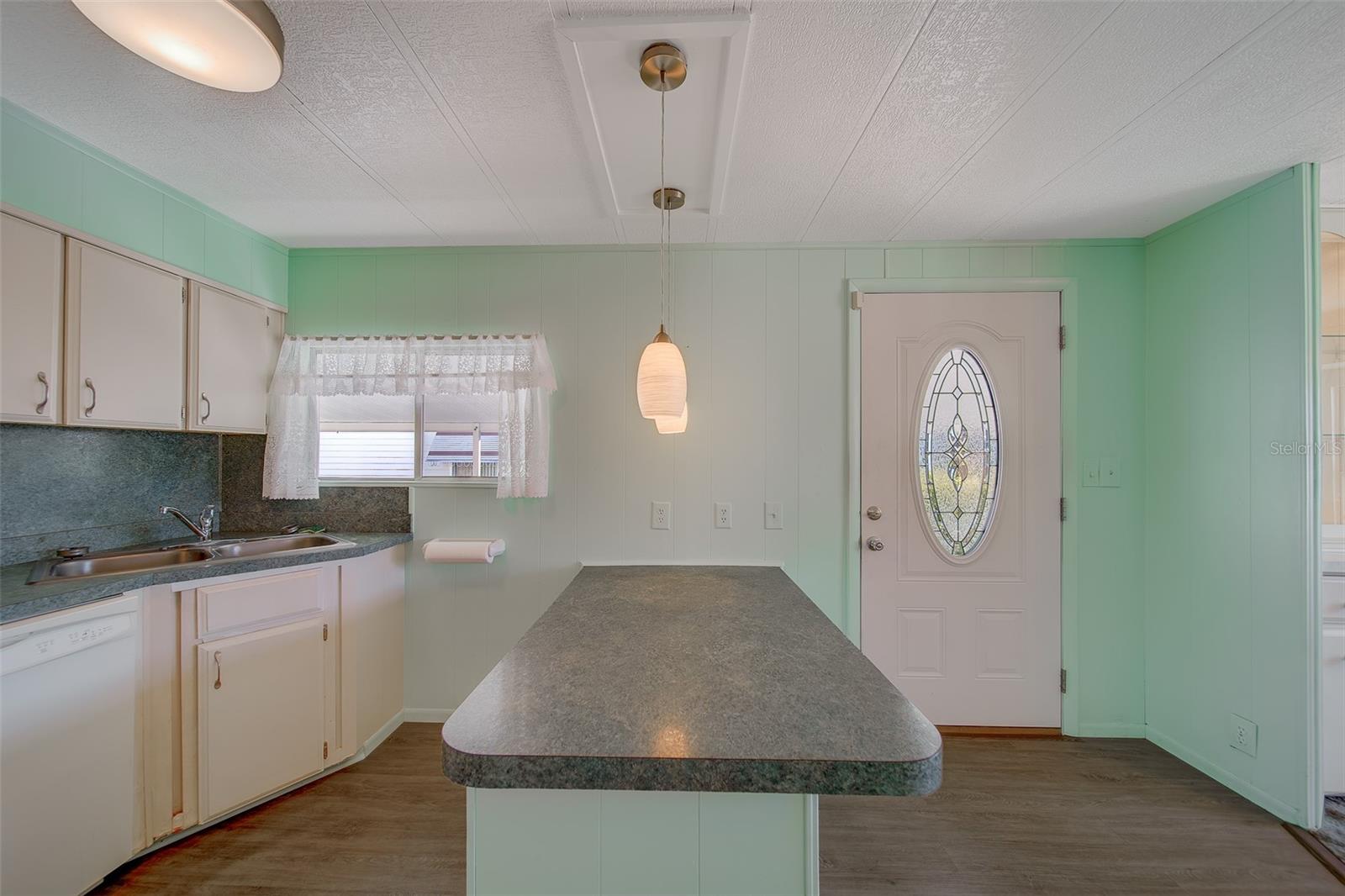 12501 ULMERTON RD #128 — photo 5