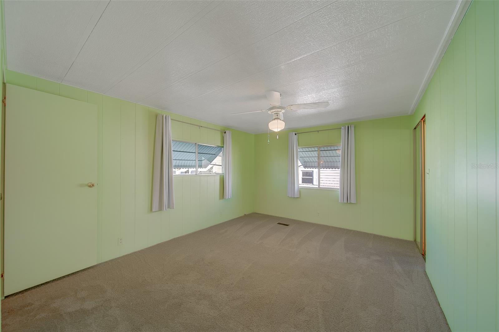 12501 ULMERTON RD #128 — photo 24