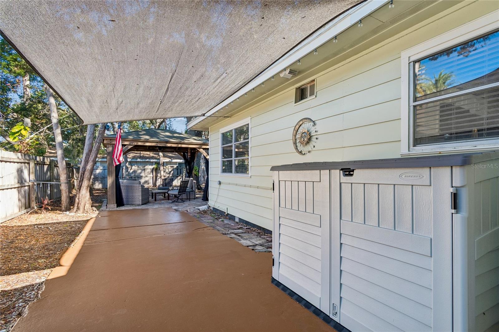 902 BELTREES ST — photo 27