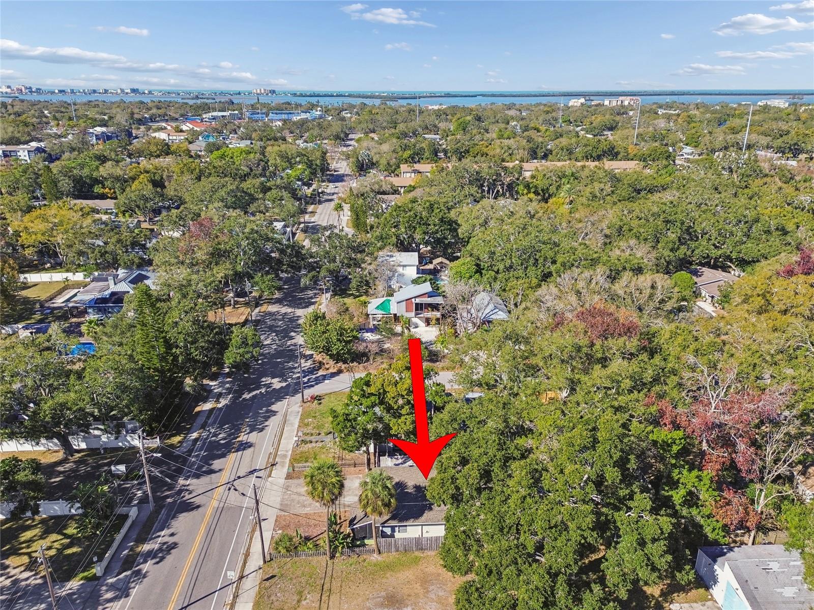 902 BELTREES ST — photo 33
