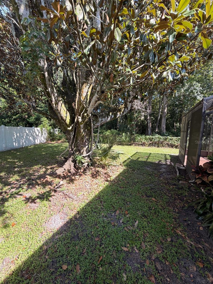 7235 REDBUD CT — photo 21