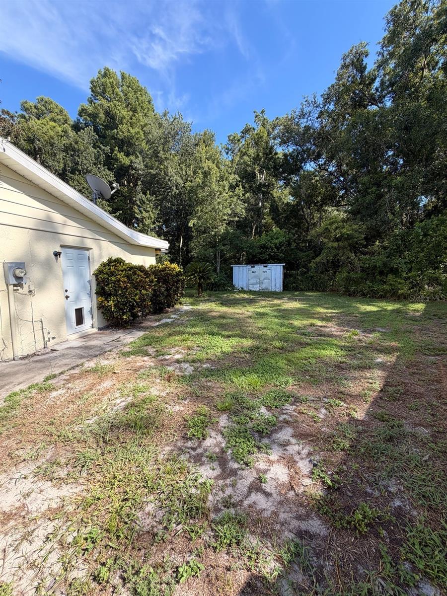 7235 REDBUD CT — photo 23