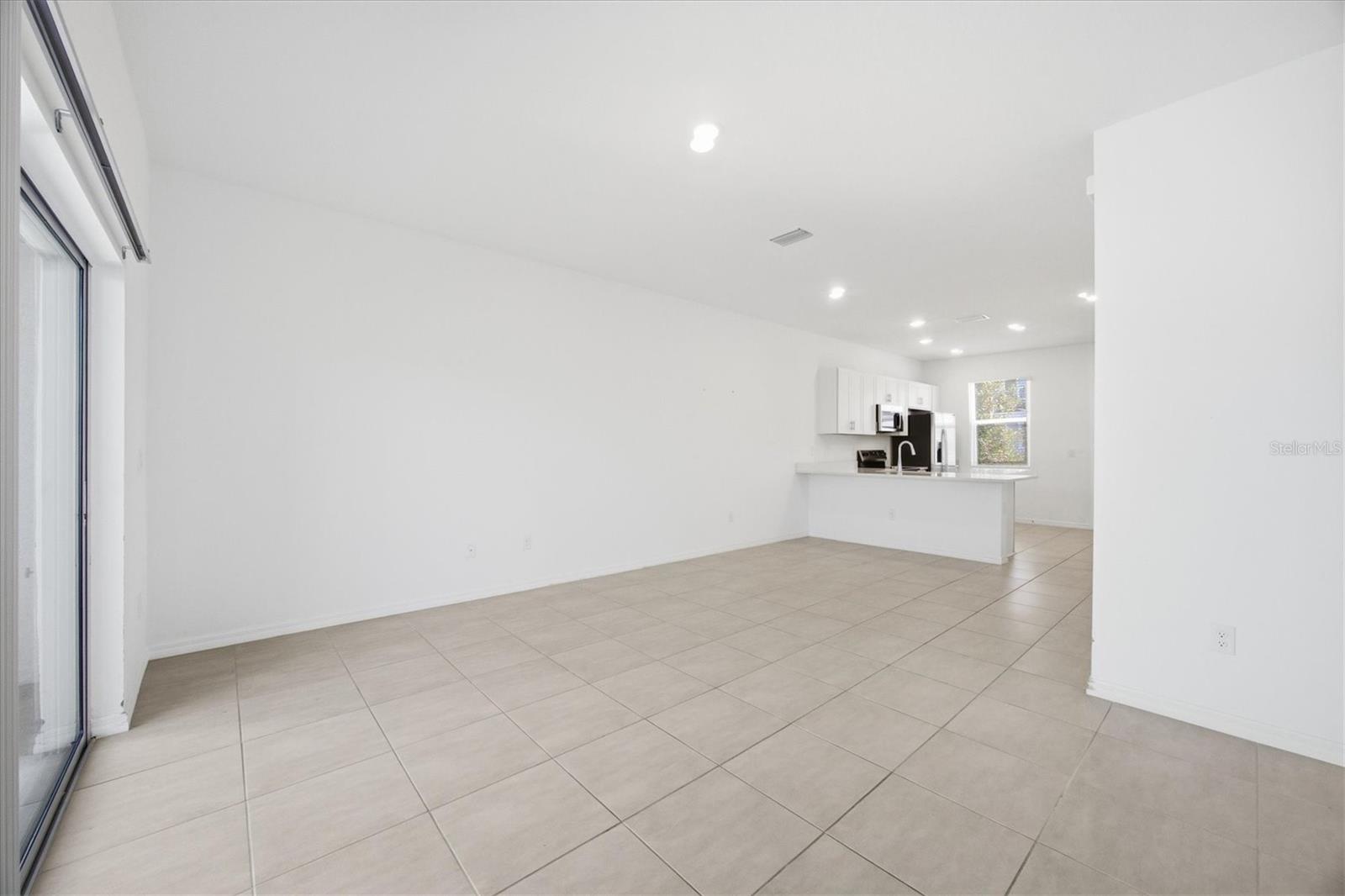 8757 DAYBREAK ST — photo 6